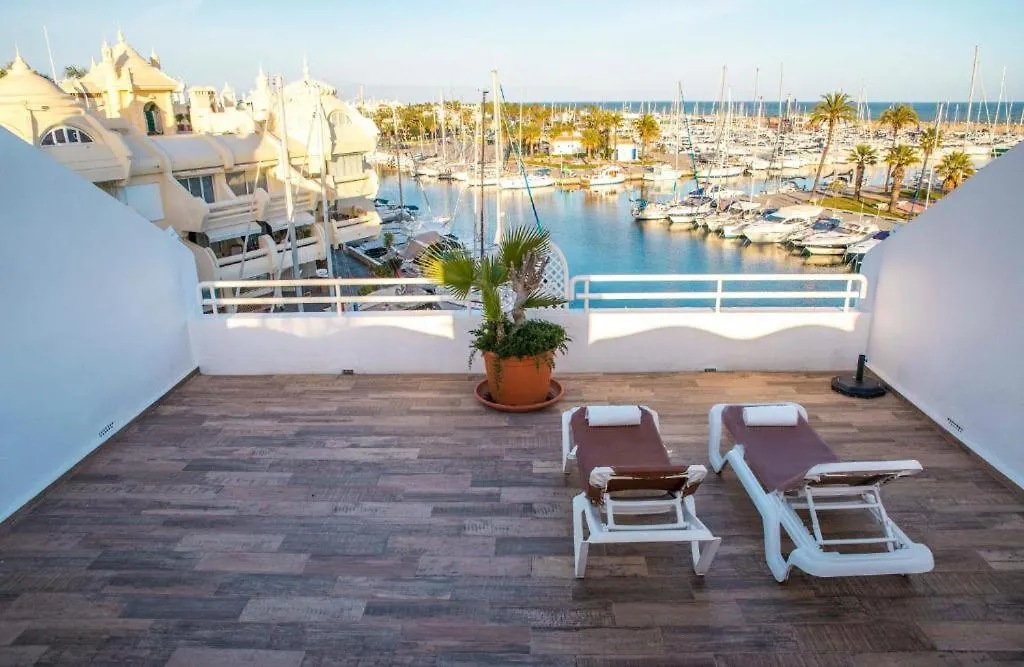 Great Marina View 2 Bedroom Apartment Island Complex In Puerto Marina Benalmádena Španělsko
