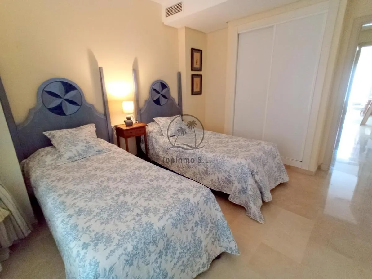 Great Marina View 2 Bedroom Apartment Island Complex In Puerto Marina Benalmádena Španělsko