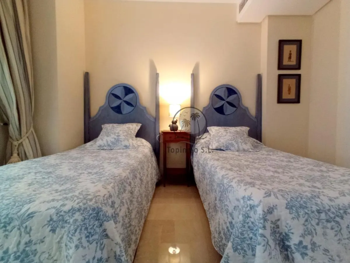 Great Marina View 2 Bedroom Apartment Island Complex In Puerto Marina Benalmádena